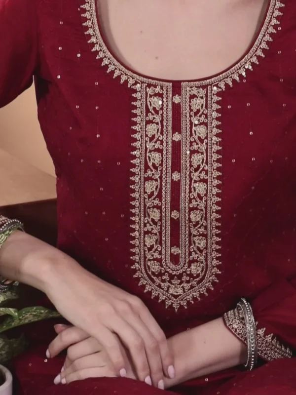 Maroon Embroidered Silk Blend Straight Kurta With Trousers & Dupatta - Image 6